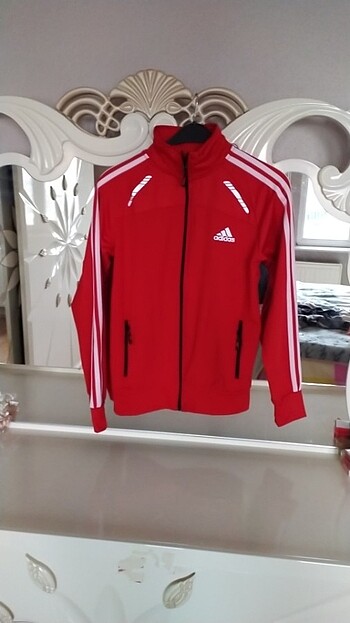 Adidas Esorfman üstü 