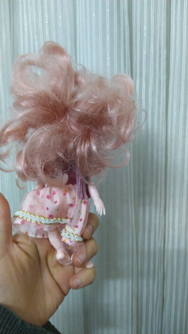 Pembe Saçlı Pastel Tonlarda Bebek - Görsel 2