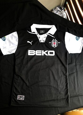 BEŞİKTAŞ NOSTALJİ FORMASI 