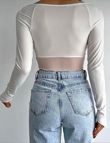 s Beden el göğüs tül detay crop top