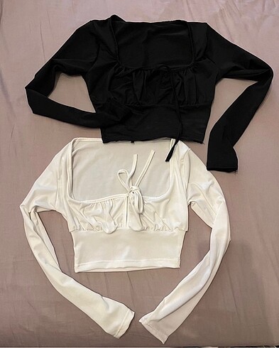 s Beden göğüs detay crop top