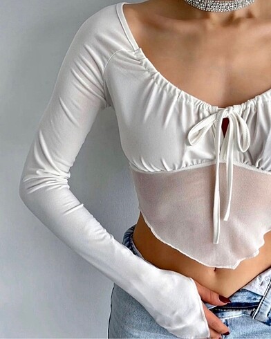Urban Outfitters tül detay crop top