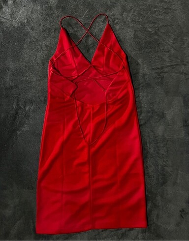 m Beden kırmızı Renk sırtı ipli mini elbise