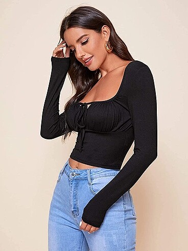 s Beden Göğüs detay crop top