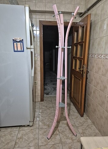 Ayaklı Askılık az kullanıldı