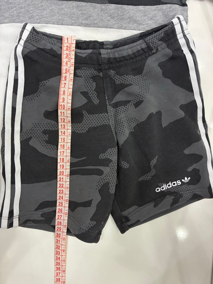 Adidas Takım 2/3 yaş - Görsel 2