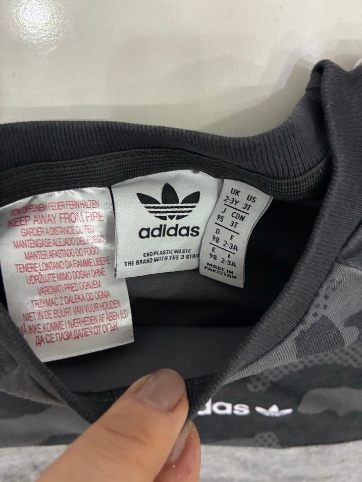 Adidas Takım 2/3 yaş - Görsel 3