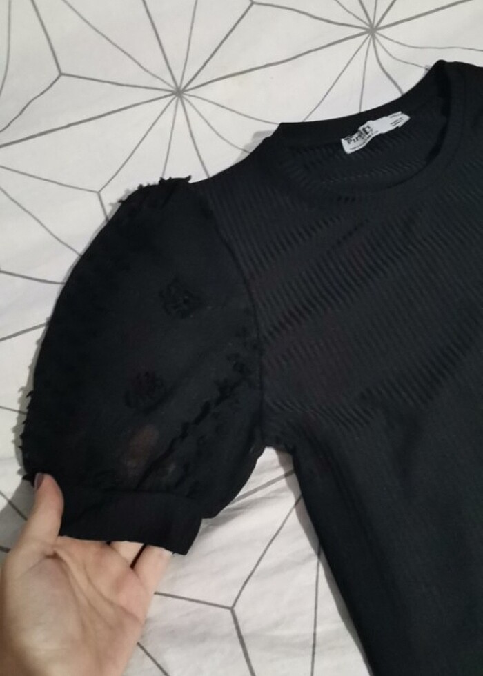 Siyah kol tül detay üst - Görsel 2