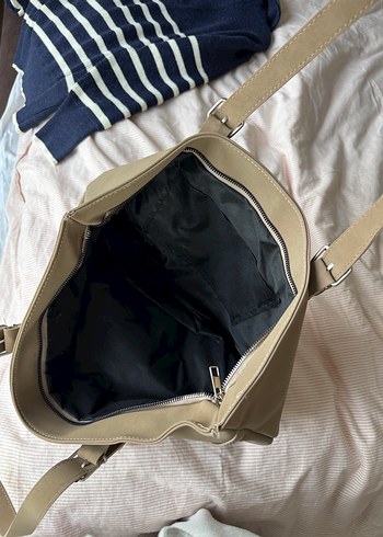 Bej Süet Tokalı Kadın Çantası - Görsel 4