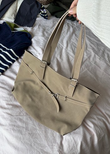 Bej Süet Tokalı Kadın Çantası - Görsel 3