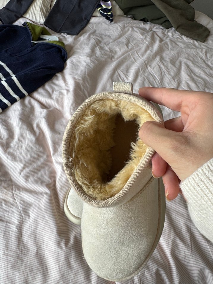 Beyaz Kadın Dolgu Topuklu Sıcak Bot - Görsel 5