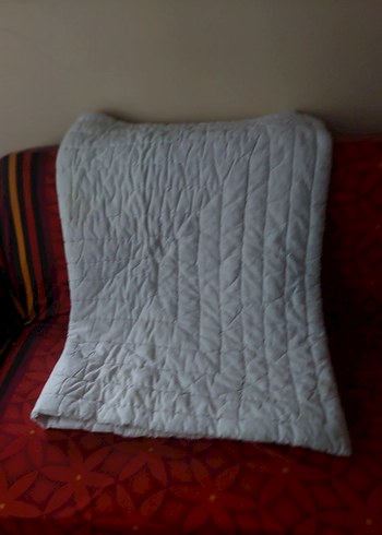 Beyaz Düz Desenli bebek yorgan - Görsel 2