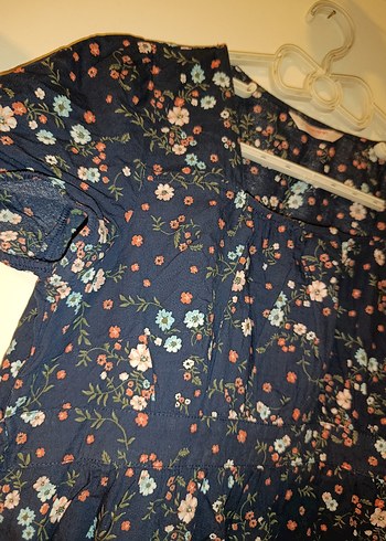 Çiçekli V Yakalı Kadın Elbise - Görsel 3