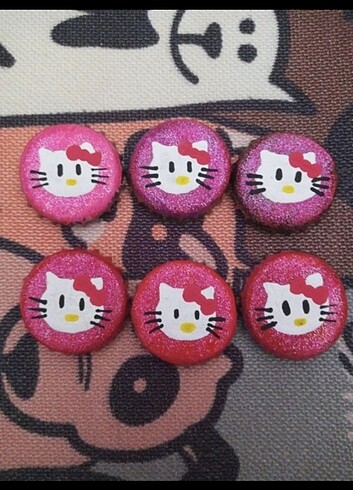 Hello Kitty Hello kitty ve arkadaşları rozet pin