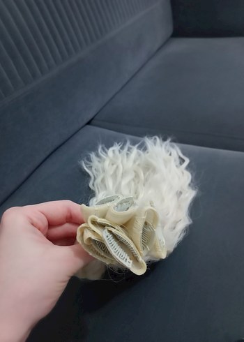 6 parça 60 cm küllü sarı dalgalı çıt çıt saç - Görsel 4