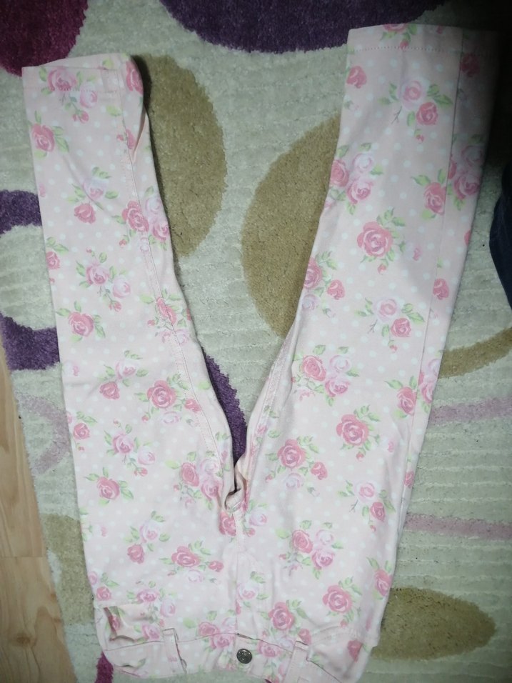 Dantel Detaylı Pembe Çiçekli Kız Pantolonu - Görsel 2