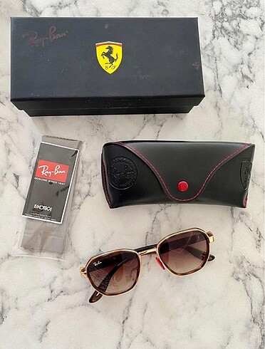 Rayban güneş gözlüğü