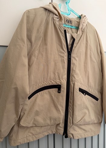 Zara bej Kapüşonlu Fermuarlı çocuk yağmurluk - Görsel 2