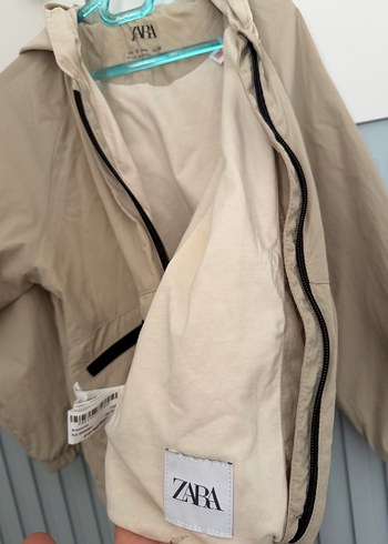 Zara bej Kapüşonlu Fermuarlı çocuk yağmurluk - Görsel 5