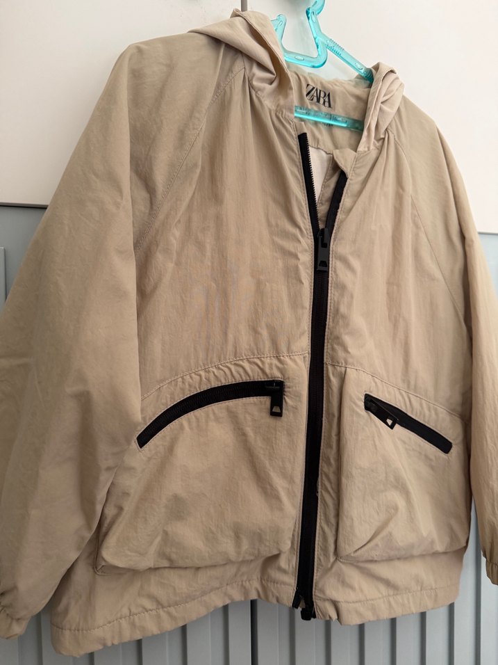 Zara bej Kapüşonlu Fermuarlı çocuk yağmurluk - Görsel 2
