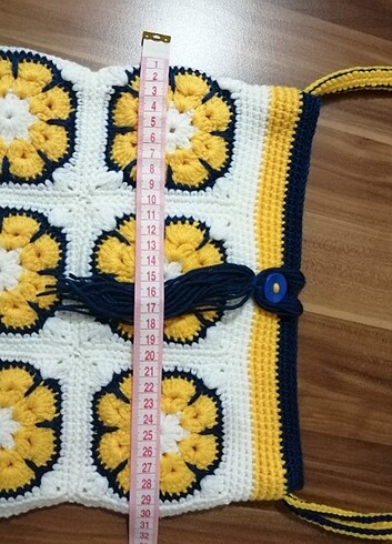 Beden Menekşe motif örgü çanta