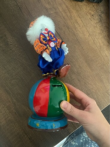 Kumbara palyaço figürlü