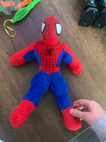 Pelüş spiderman