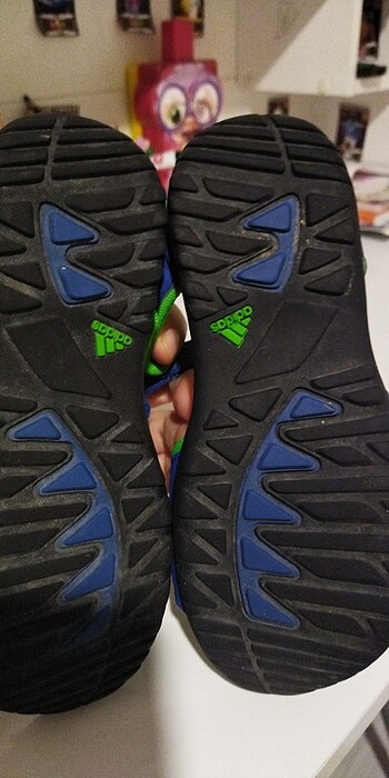 33 Beden mavi Renk Adidas kız ve erkek için uygun 