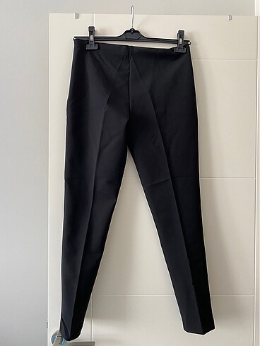 s Beden siyah Renk Paçası yırtmaç detaylı kumaş pantolon