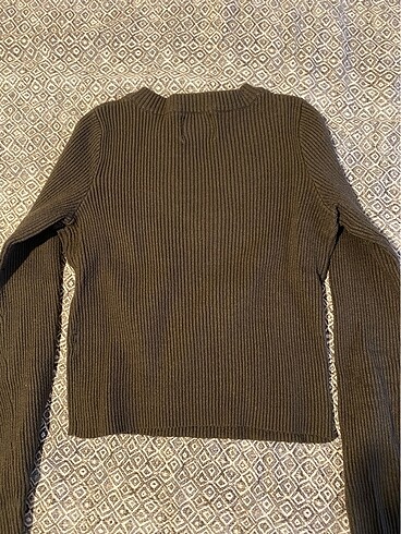 Pull and Bear Pull&Bear crop haki triko kazak