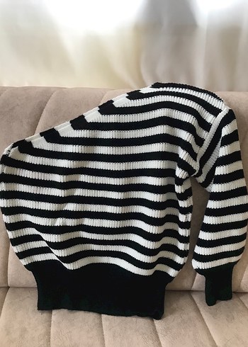 Çizgili Triko tek kollu Kadın Kazak - Görsel 2
