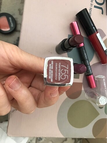 5 adet ruj - Görsel 8