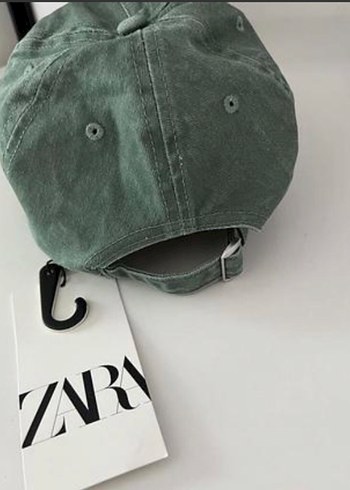 Zara Koyu Yeşil Miami Beach Nakışlı Kadın Şapka