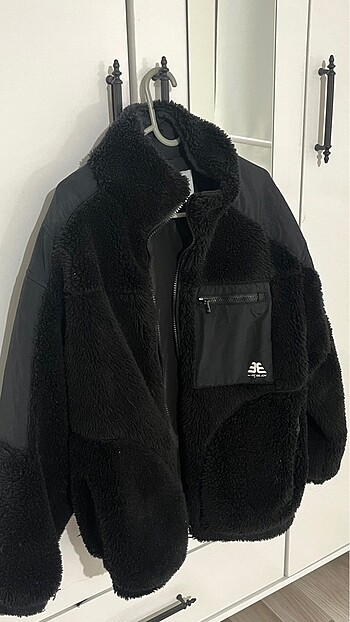 Bershka peluş mont