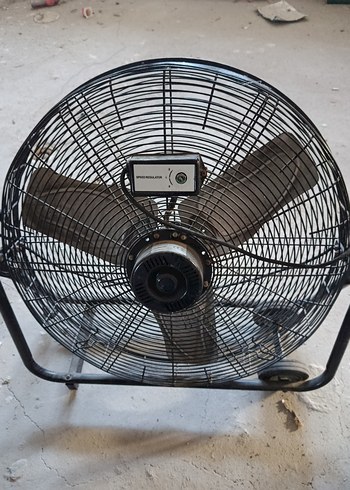 Siyah Metal Gövdeli Vantilatör - Görsel 2