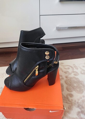 38 Beden Guess marka ayakkabı 
