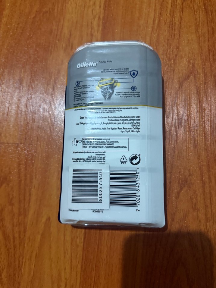 Gillette Fusion ProShield Sarı Jilet Seti - Görsel 4