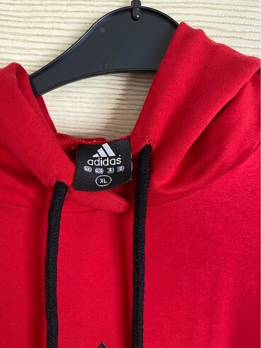 Adidas Sweatshırt