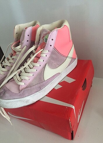 37 Beden Pembe nike spor ayakkabı