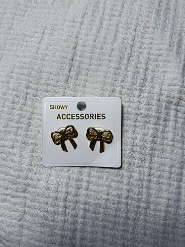 gold kurdeleli küpe