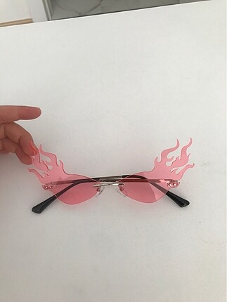 Pembe Alevli Gözlük