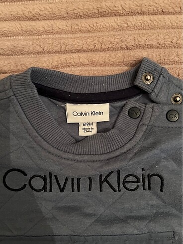 9 Ay Beden Calvin Klein takım