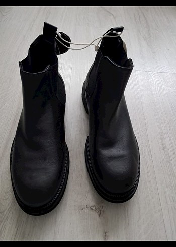 Siyah Deri Minimalist Stiletto Topuklu Bot - Görsel 5