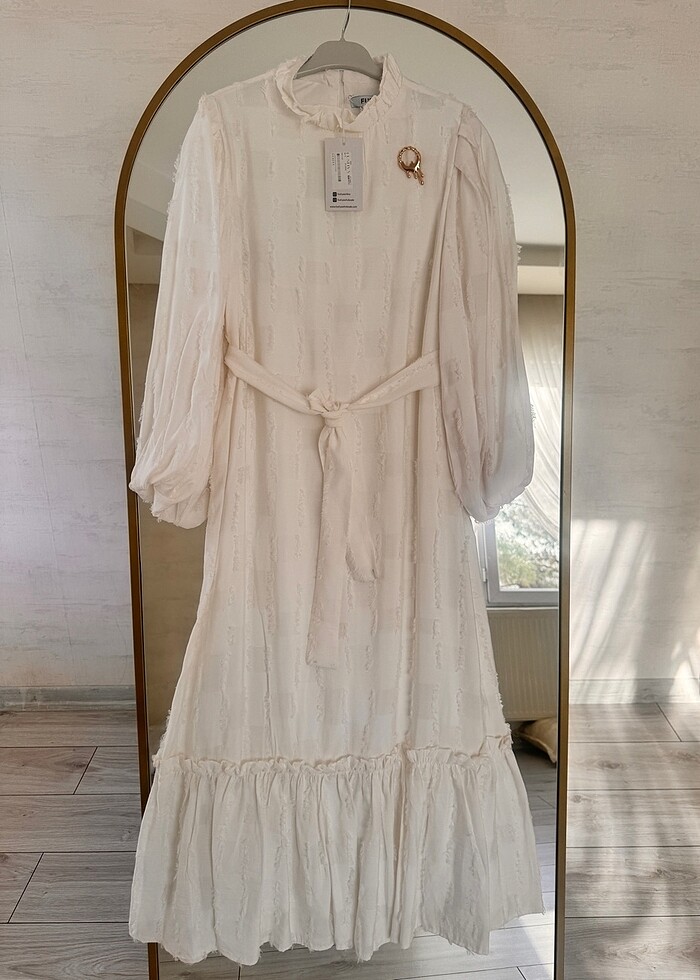 Beyaz elbise - Görsel 4