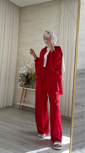 Pantalonlu takım