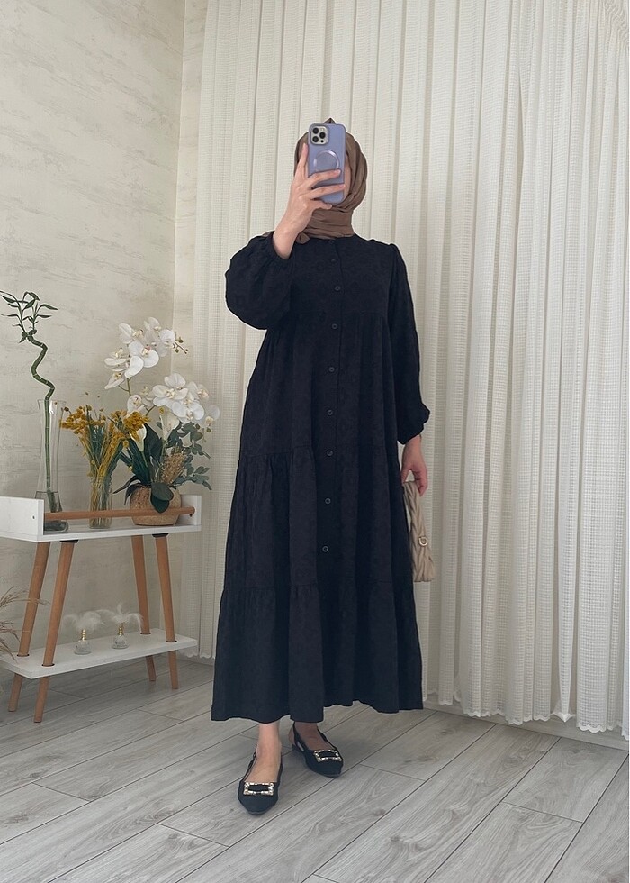 Önden düğmeli elbise - Görsel 3