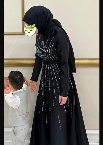 Boncuk İşlemeli Siyah Uzun Abiye