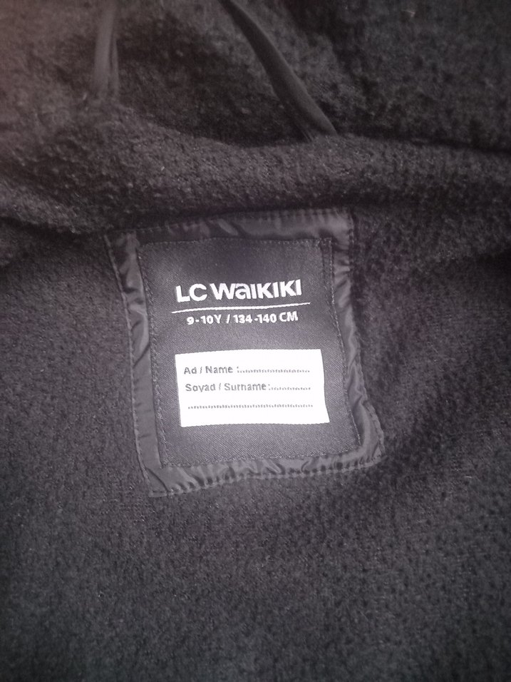 Erkek Çocuk Siyah Kapüşonlu Kışlık Mont - Görsel 3