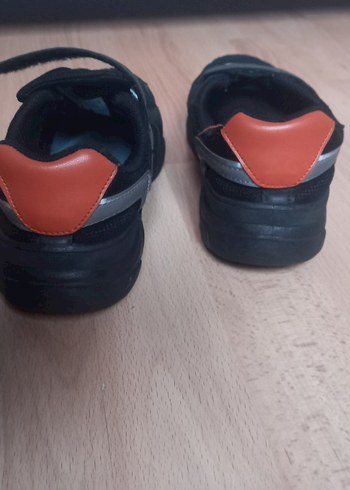 Erkek Çocuk Siyah Cırtlı Spor Ayakkabı - Görsel 3