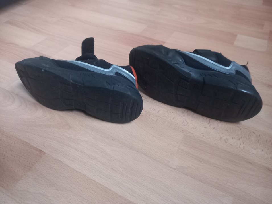 Erkek Çocuk Siyah Cırtlı Spor Ayakkabı - Görsel 4